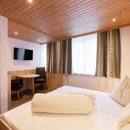 Eggerhof מלון 3*