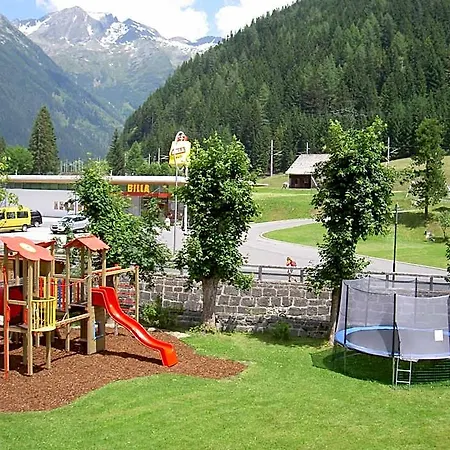 فندق Eggerhof 3*